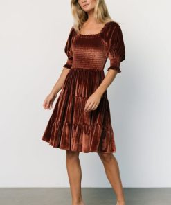 Impactattire.shop61305b8087 4