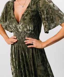 Impactattire.shopc5f0feb168 2